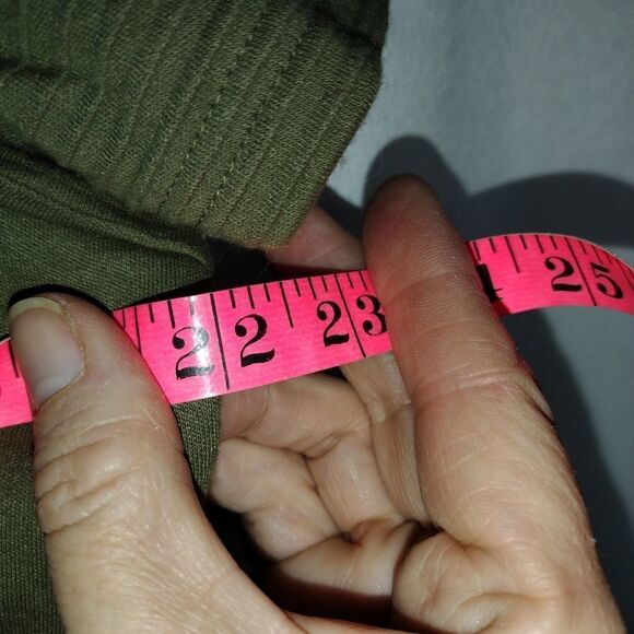 D& Co shirt and cardigan set - Picture 7 of 8